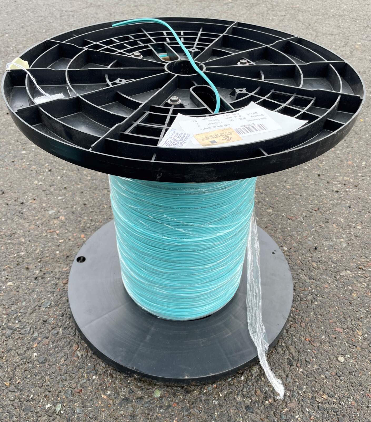 1084 E207090 Fiber Optic Cable, CORNING M50DX02CGNPA C(UL)PLUS Clear Curve OM3