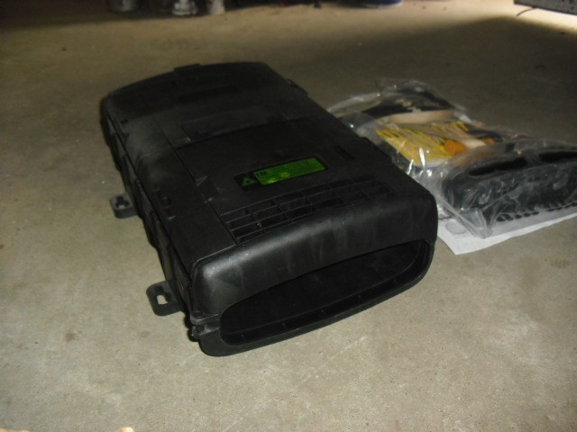 COMMSCOPE OFDC C12 S2/TT-NN-N-96 Fiber Optic Splice/Patch Closure EM2939-001