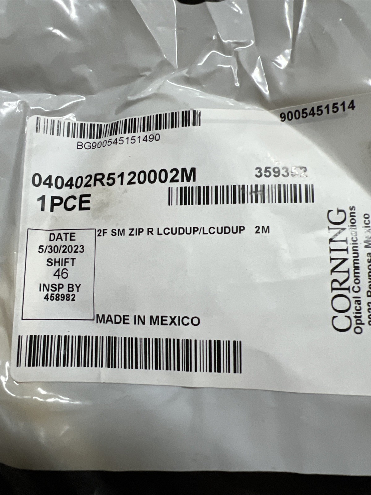 BRAND NEW IN BAG CORNING Cable Systems 040402R5120002M Yellow FIBER OPTIC