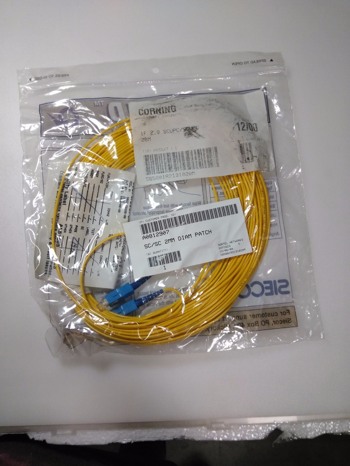 Corning fiber optic cable1F-SFC-SCUPC/SCUPC 20M