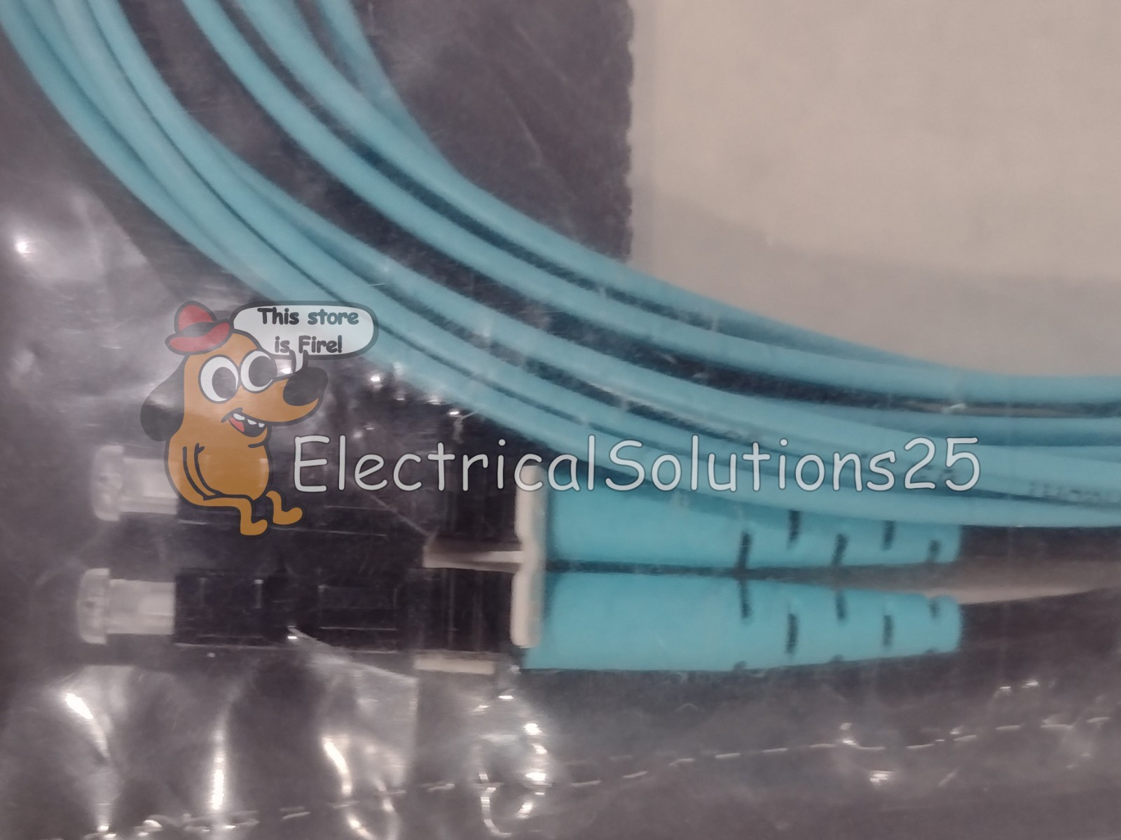 New Panduit FX2ERLNLNSNM003 Fiber Optic Patch Cord 3m Duplex – Free Shipping