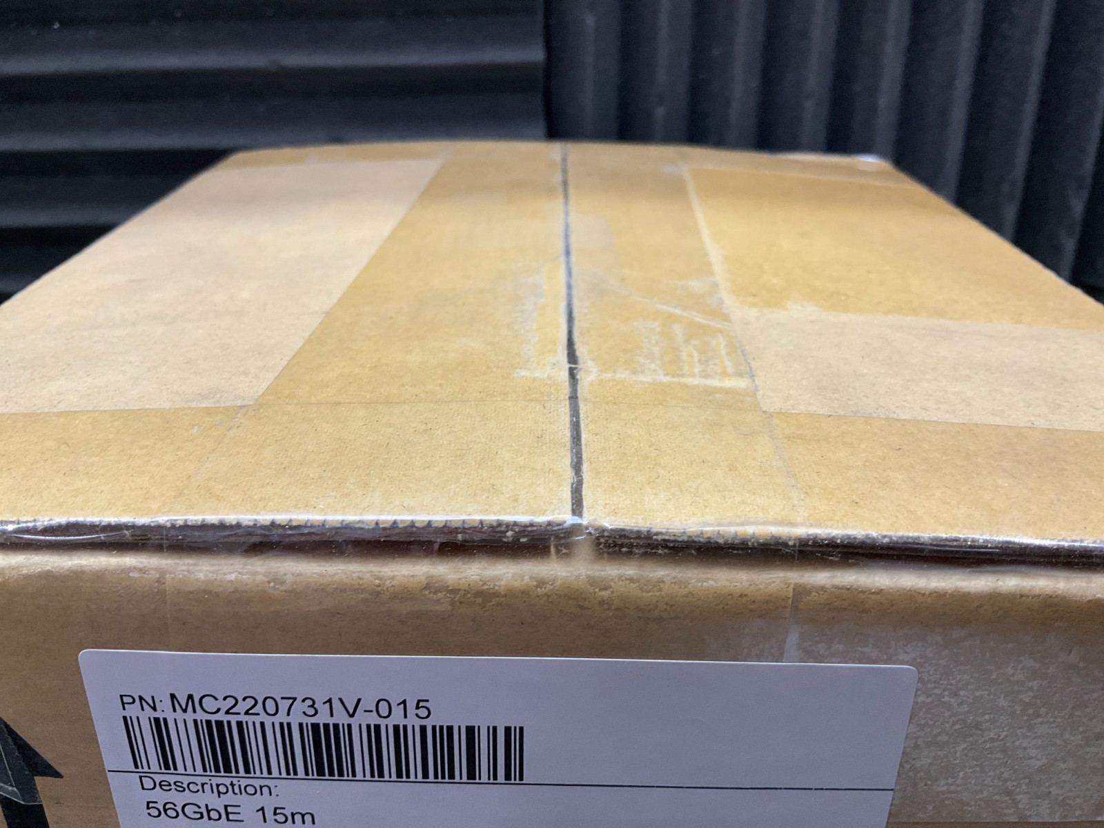 Mellanox InfiniBand QSFP Active Optical Cable 15 meters MC220731V-015