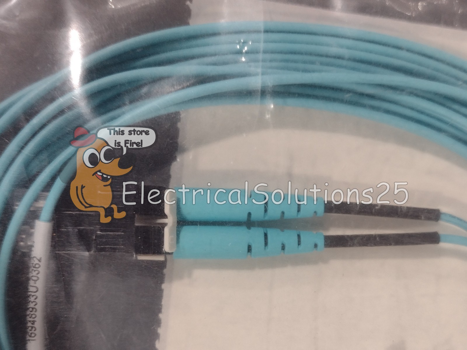 New Panduit FX2ERLNLNSNM003 Fiber Optic Patch Cord 3m Duplex – Free Shipping