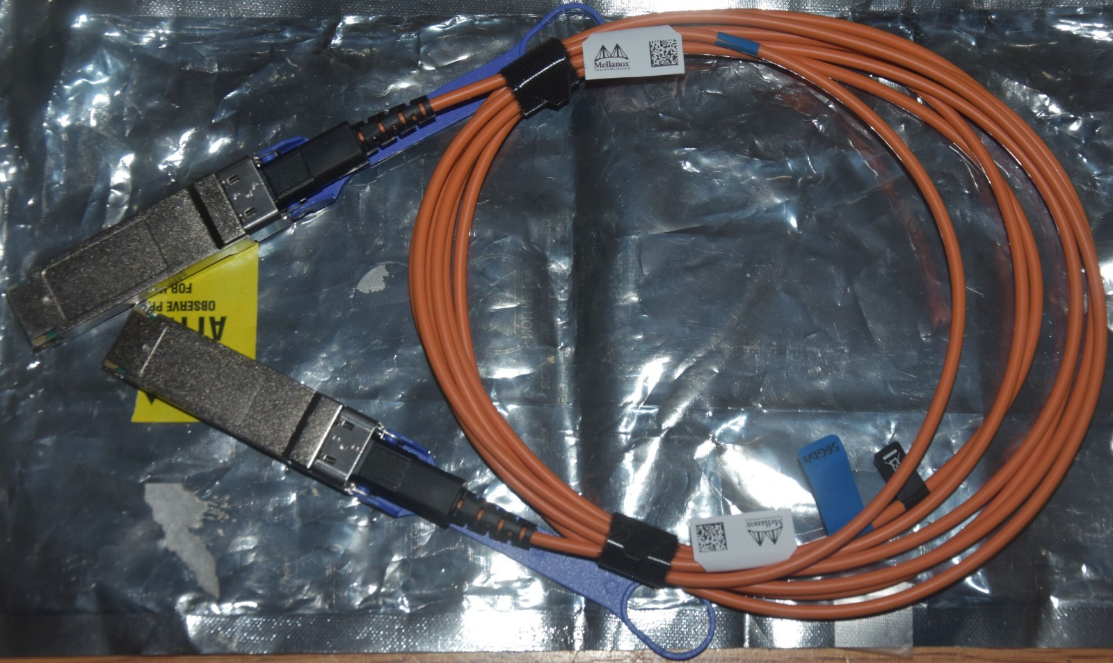 MC220731V-003 NVIDIA Mellanox MC220731V-003 AOC Cable VPI 56Gb/s QSFP 3 meter