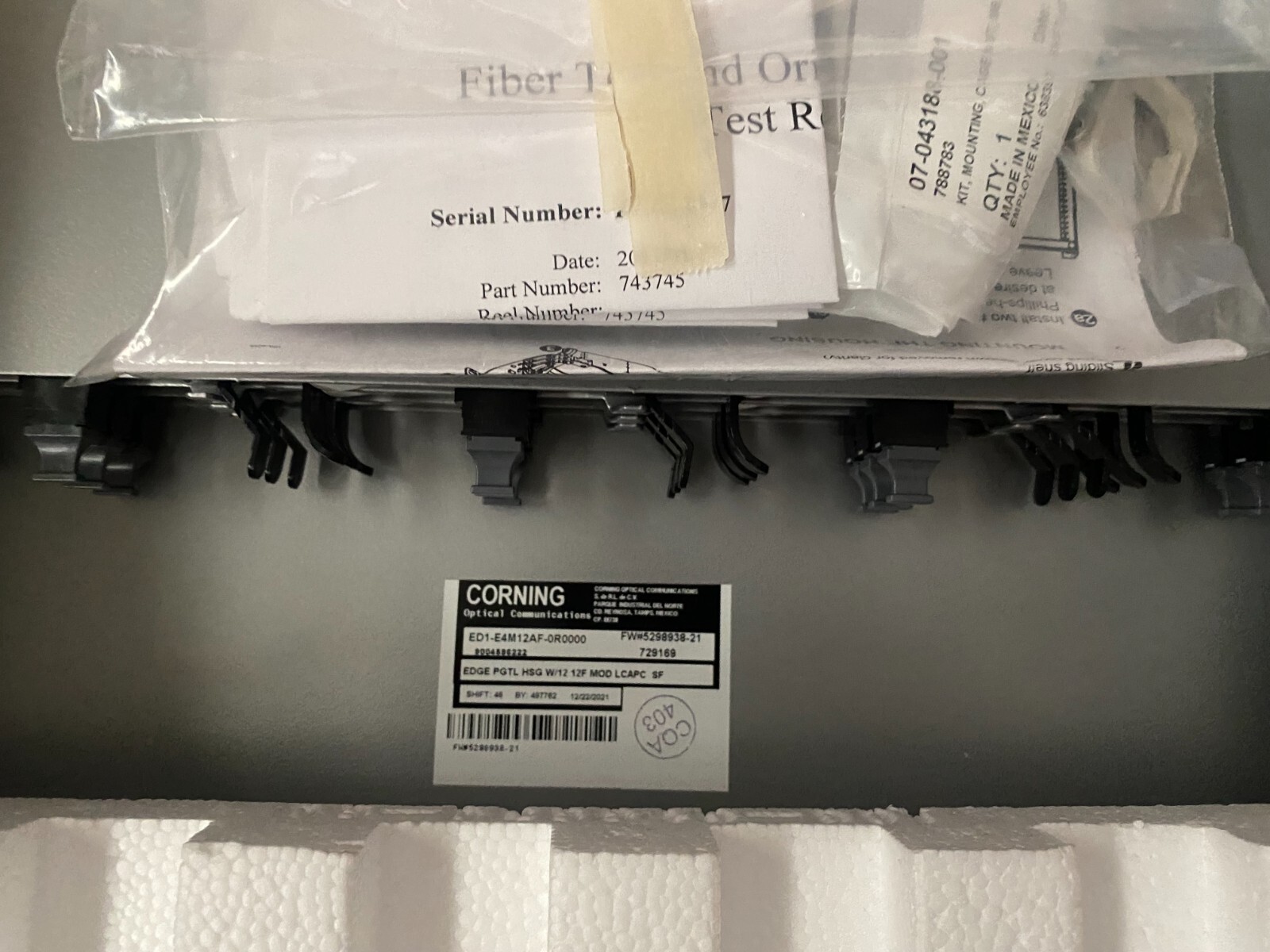 Corning cable systems ED1-E4M12AF-0R0000 Fiber Management Unit