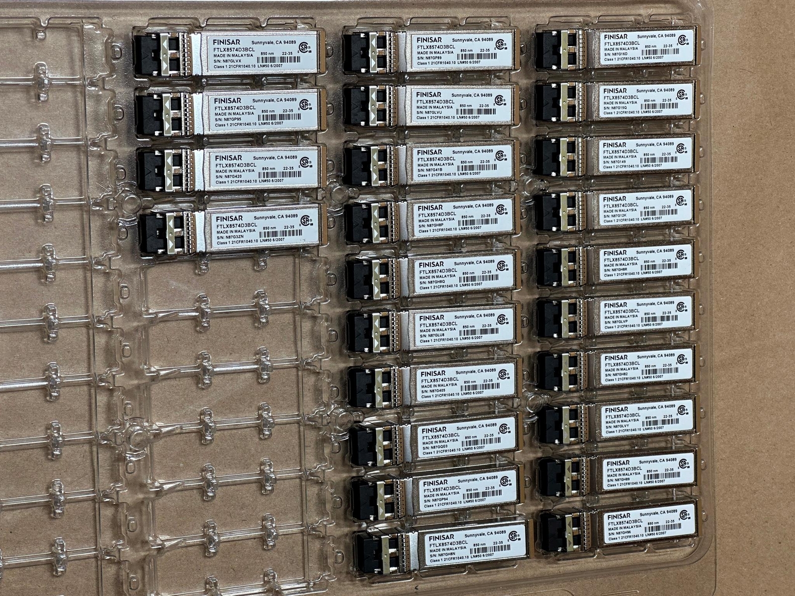 NEW FTLX8574D3BCL Finisar 10Gb/s 850nm Multimode SFP+ SR 400m Transceiver