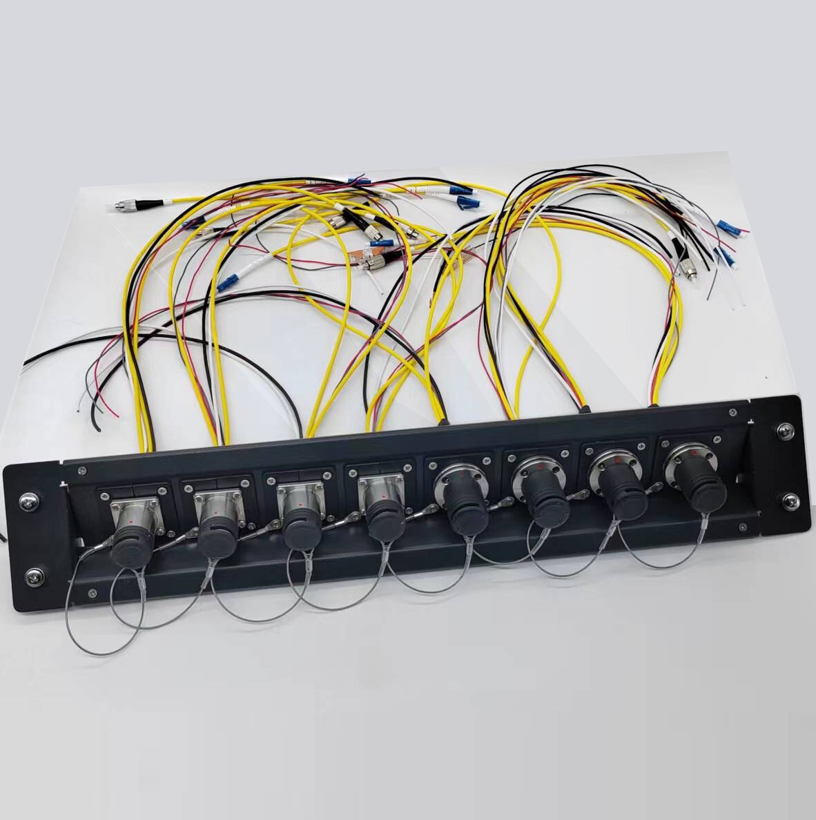 SMPTE311M 3K93C FXW & EDW with Tails 2 x SM Fibers & 5 x Wires, 5th GND (Green)