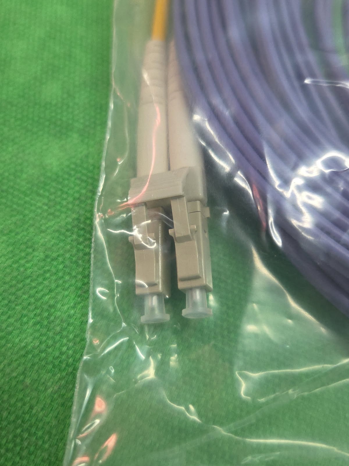OM4 LC/UPC- LC/UPC Fiber Patch MM Duplex Purple 50/125 26 FT LOT OF 10 PCS NEW