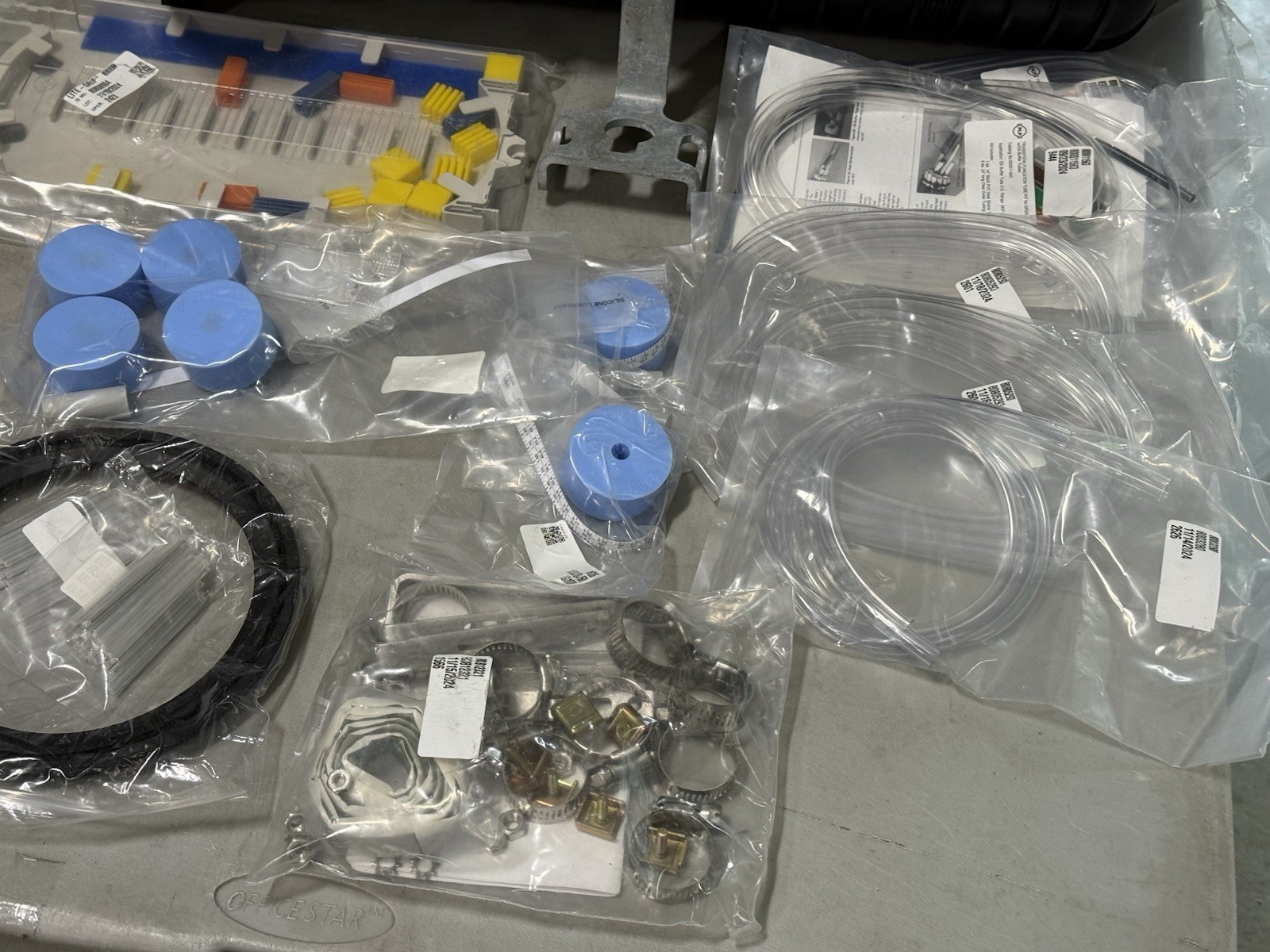 PLP Coyote Dome Closure Kit 6.5″ x 22″ COYW622S006 – Unused Open Box