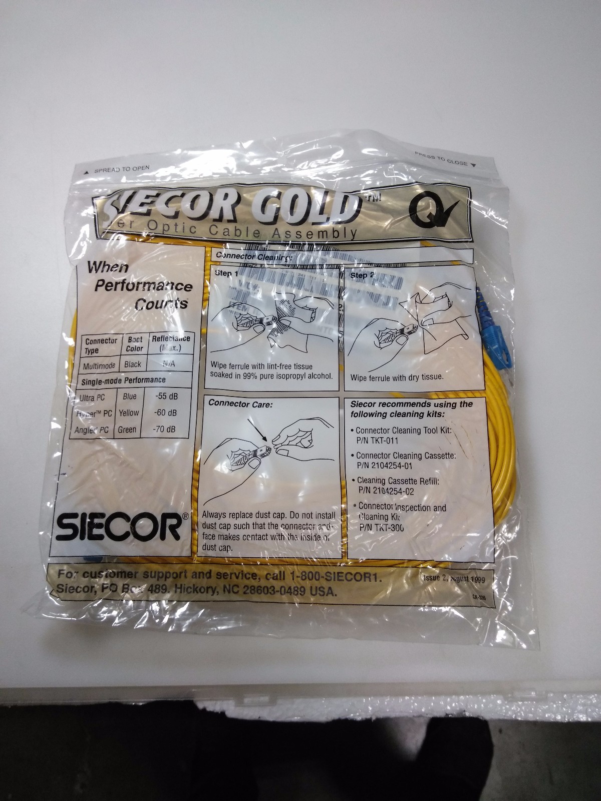 Corning fiber optic cable1F-SFC-SCUPC/SCUPC 20M