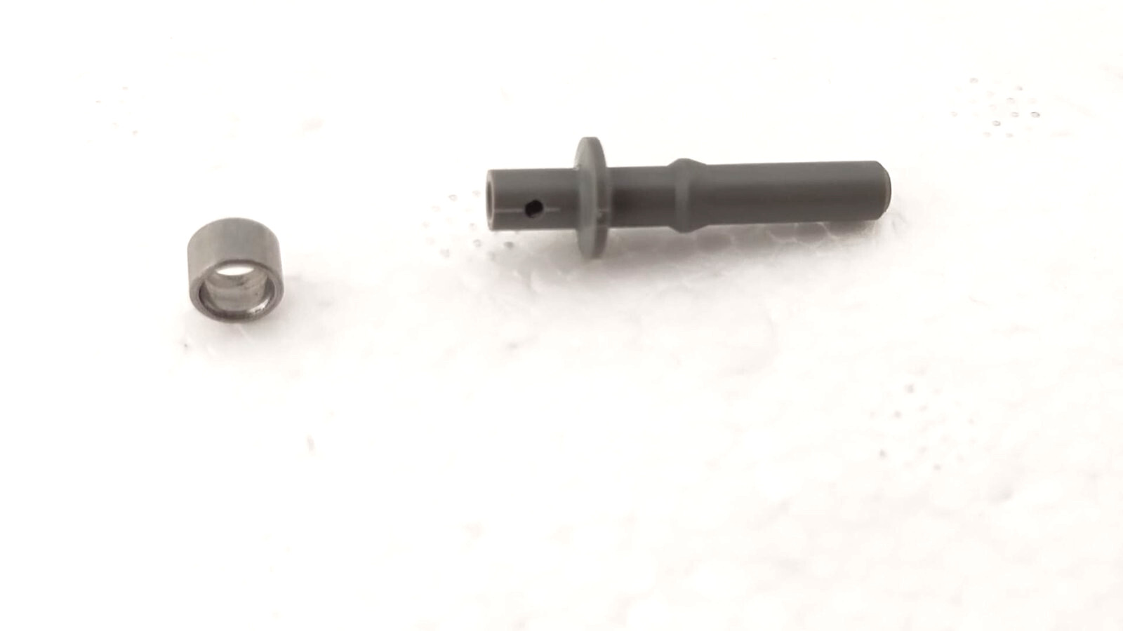 Broadcom HFBR-4501Z &HFBR-4511Z 100 EA Plastic Fiber Optic Plug Conn GRY AND BL