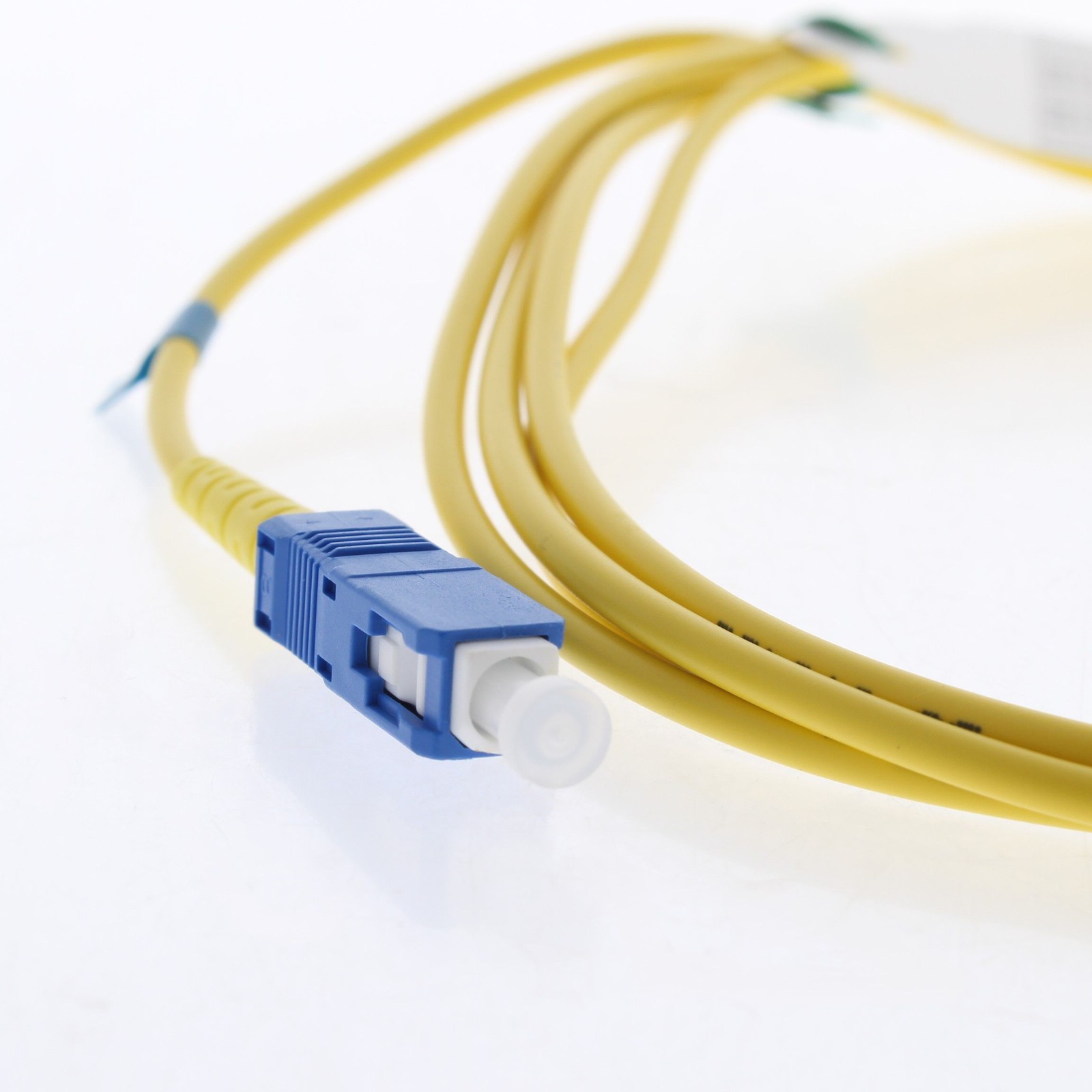 Leviton UPSSC-S02 Fiber Optic Single-Mode Simplex Patch Cable Cord SM SC UPC 2M