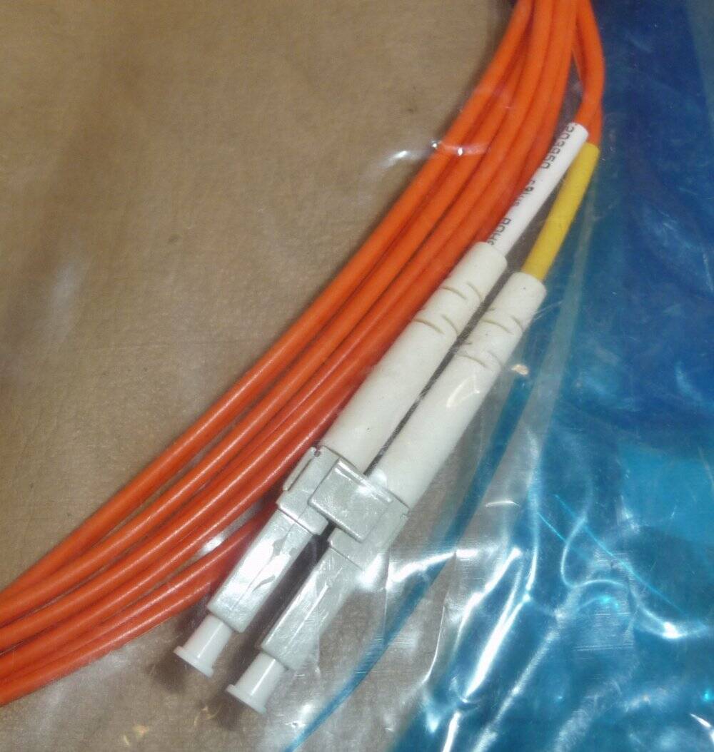 (2) Cables To Go 33165 3M LC-SC Duplex 62/125 Multimode Fiber Optic Patch Cord
