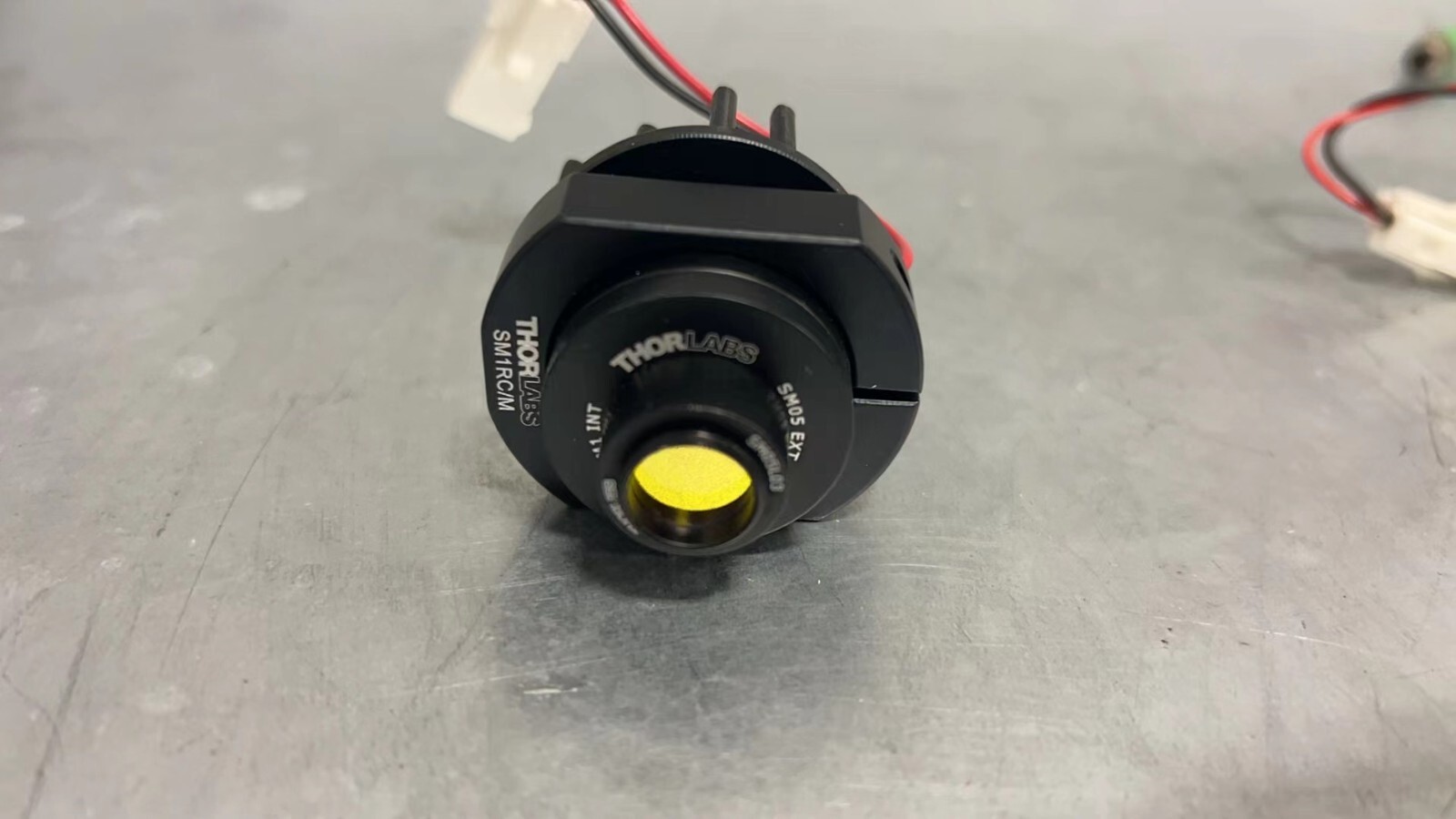 Thorlabs SM1A1 Adapter with External SM05 Threads, SM1RC/M – Slip Ring, lens
