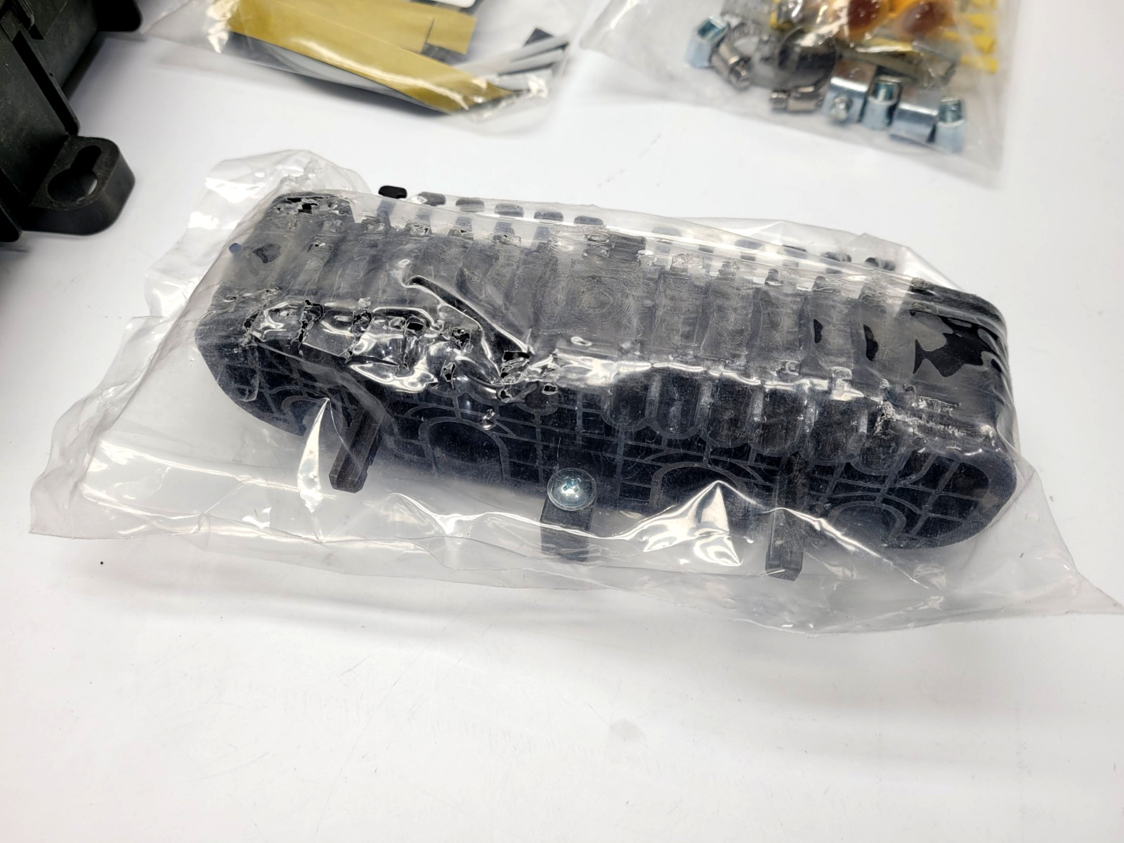 New Open-Box Commscope Fiber Optic Splice Box OFDC-C12-NN/00-NN-N-96-US86