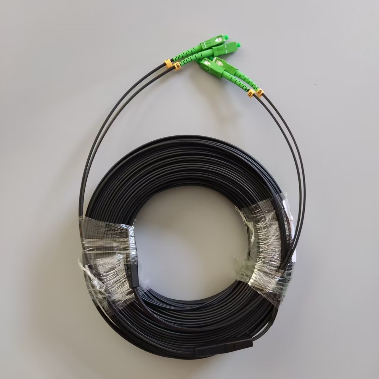 Outdoor Single Mode Double Core Optical Fiber Drop Cable SC/APC-SC/APC 20M-120M