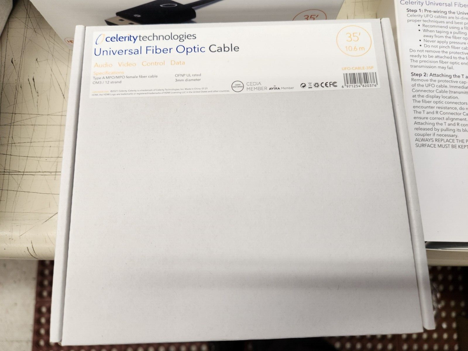 Celerity UNIVERSAL FIBER OPTIC DISPLAYPORT 35FT