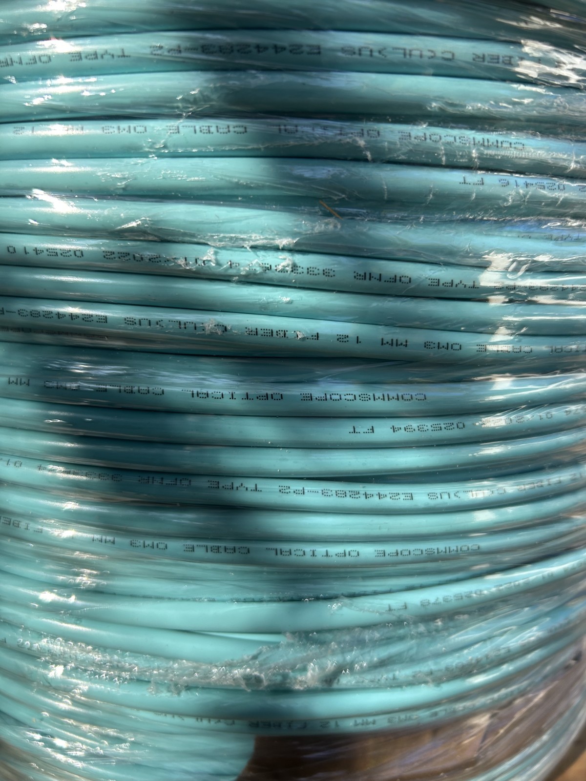 600Ft Commscope 371-COMOM3-TBD-12 Spool 12-F 50/125 OM3 3.0/1.0 DB/KM SEALED NEW