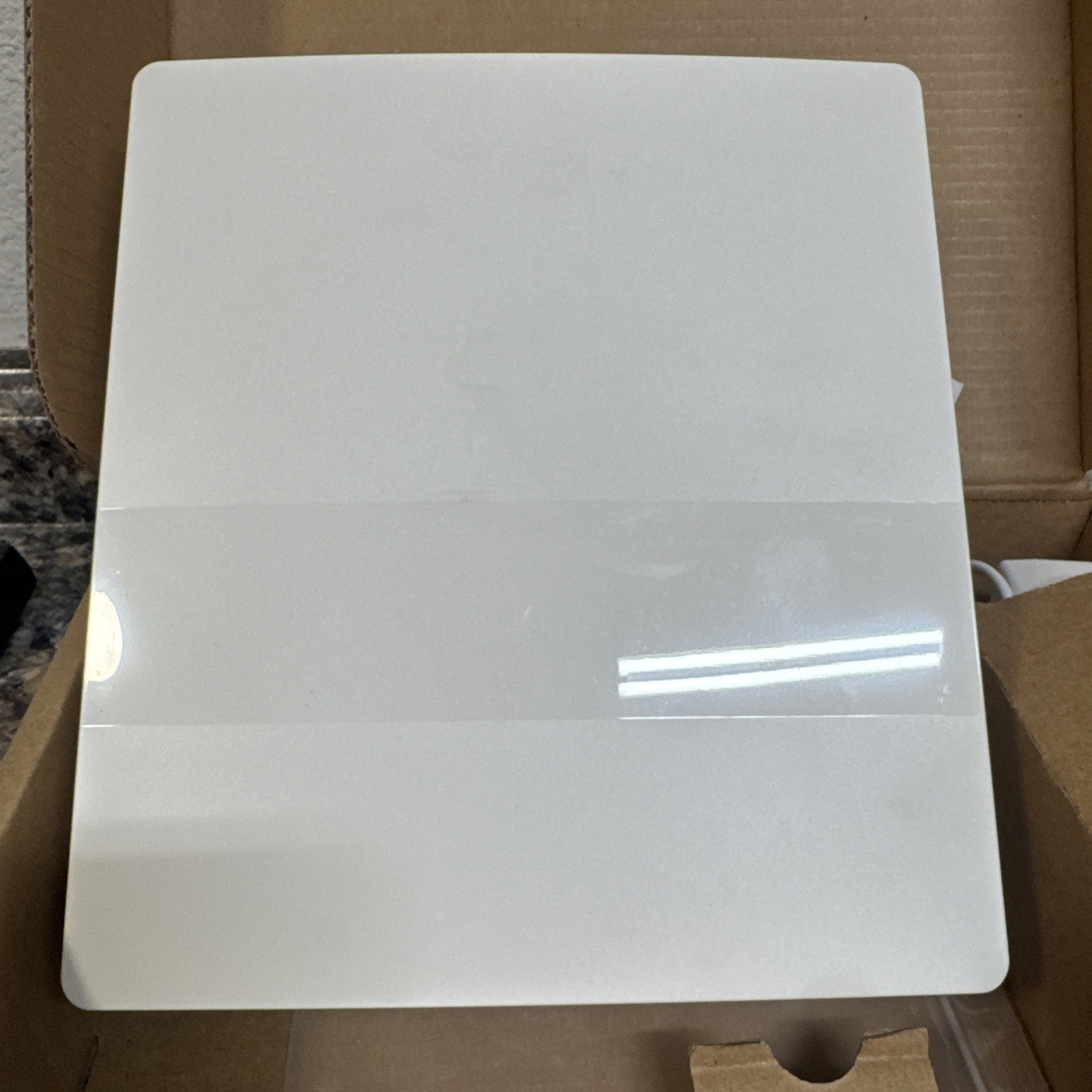 Tyco (DSC) PGxWLSHW8 PowerG wired-to-wireless converter and expansion module