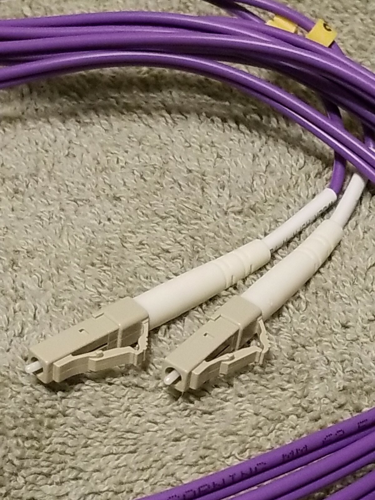 Fiber Optic MTRJ-LC MM 62.5 DUPLEX 2.0mm, 3Mtrs.PVC P/N: ZN-MTRJLC62-003mtr-VT