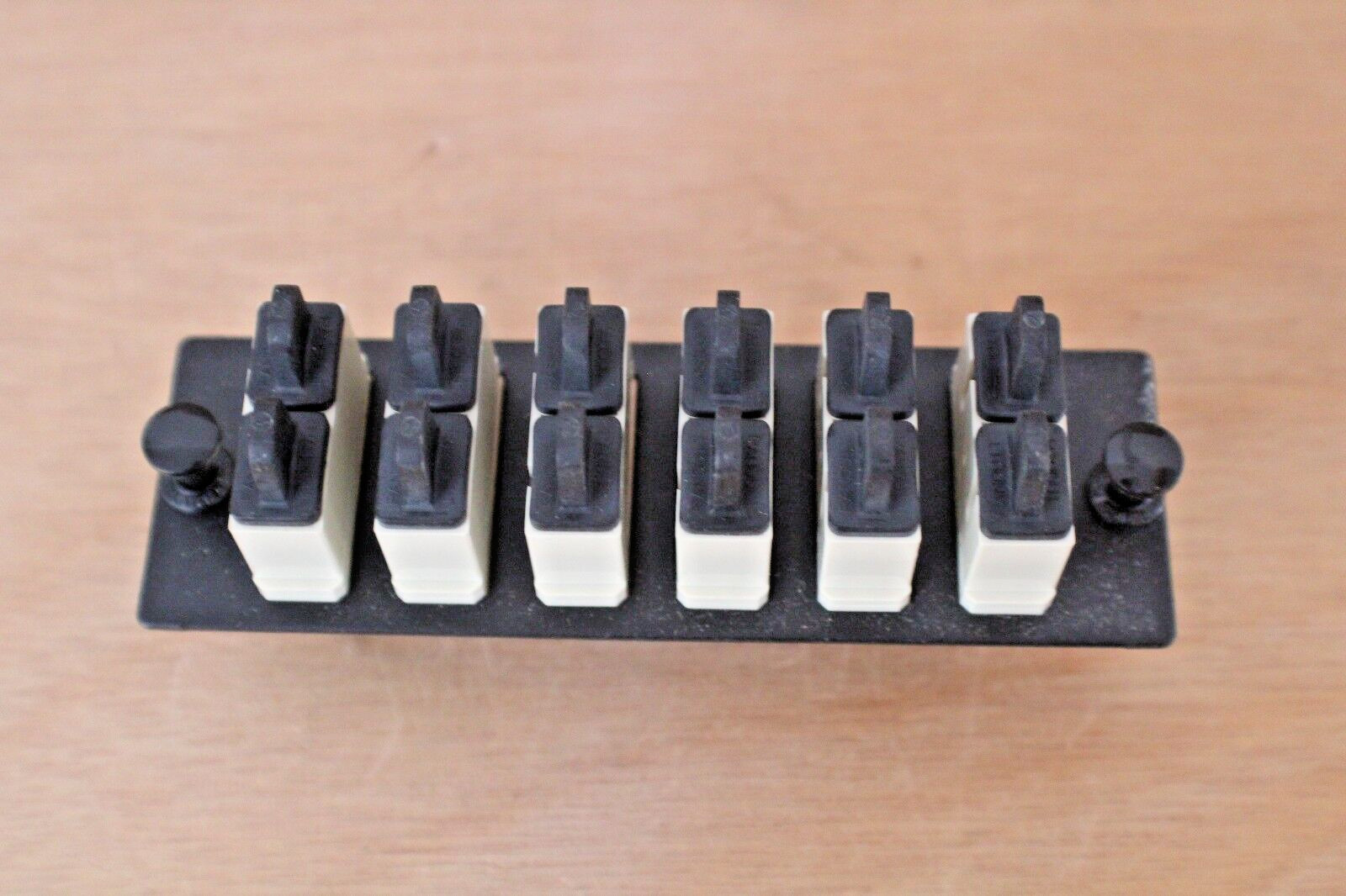 PANDUIT FAP12WEISC PAN-NET SC Fiber Adapter Panels – OM1 62.5/125μm