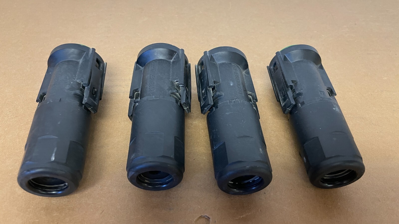Rosenberger Fiber Enclosure 2.0 RFE FIBER OPTIC MA 98A1 Pack of 4, Used