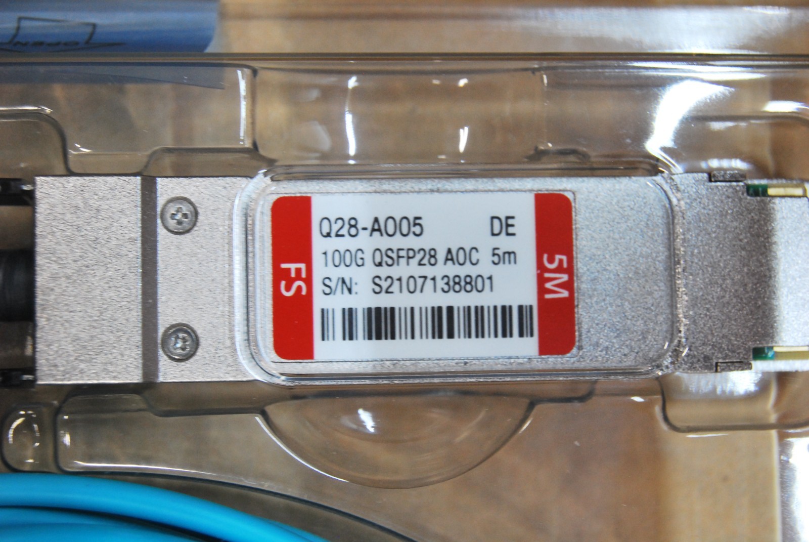 FS 100G AOC 5M (16FT) 100G QSFP28 ACTIVE OPTICAL CABLE Q28-AO05 T8-B10