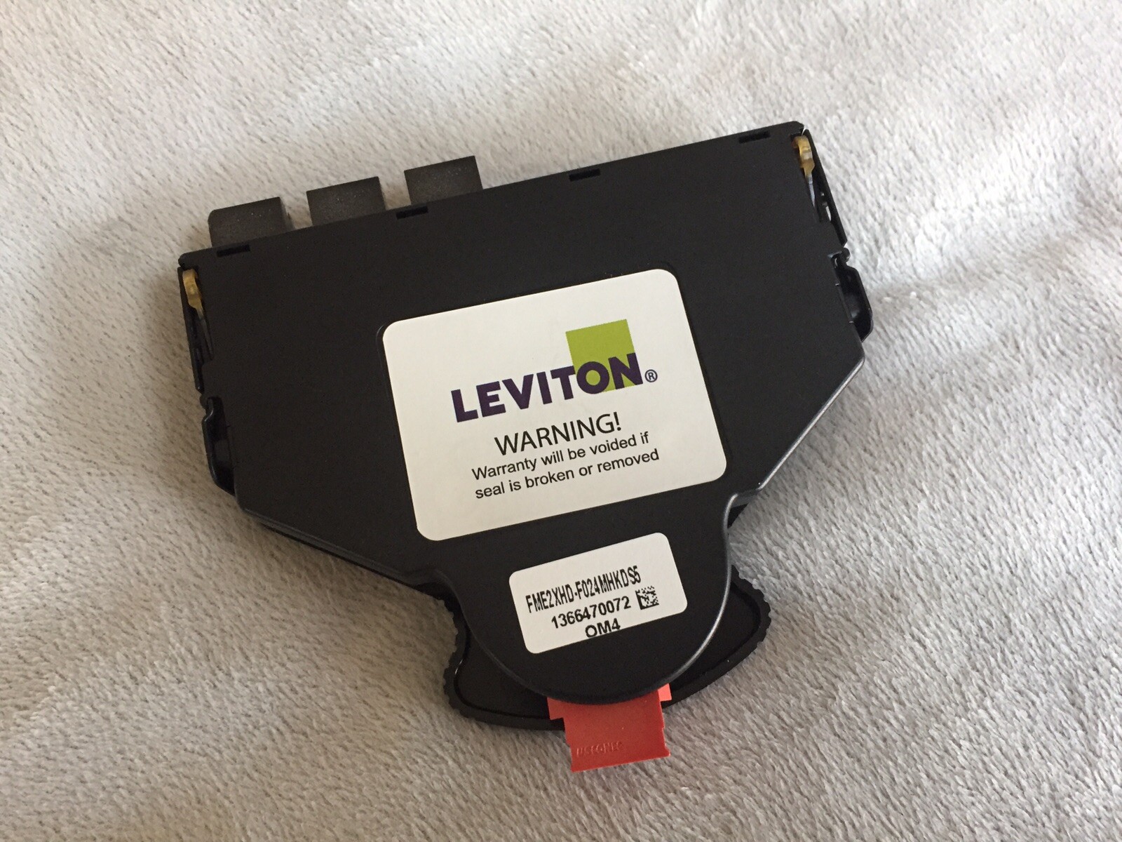 Leviton OM4 ex2XHD Unity Fiber Cassette 24 MTP male to MTP female splitter