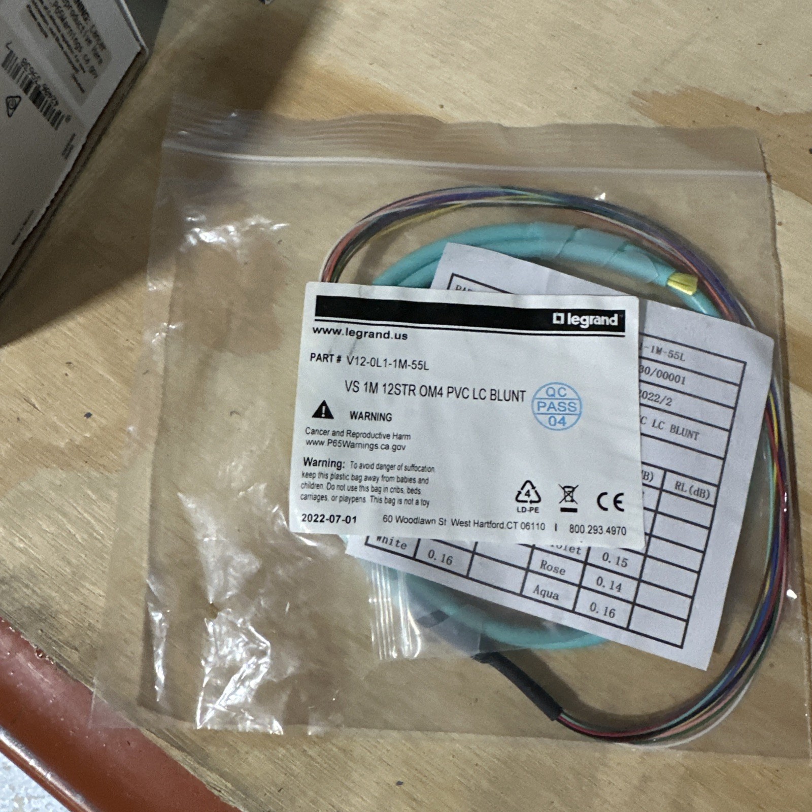 Quiktron V12-0L1-1M-55L VS 1m 12STR OM4 Polyvinyl Chloride Line Card, 1m, Blunt