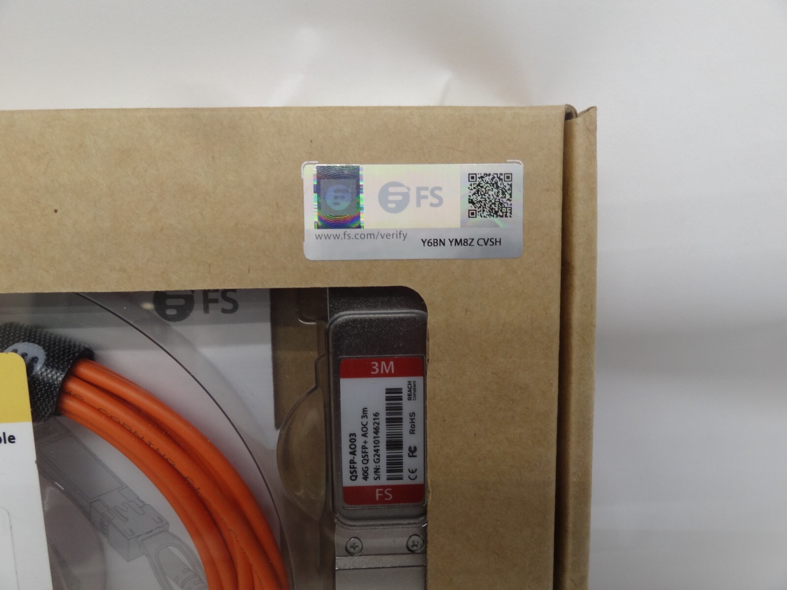FS.com 3m (10ft) 40G QSFP+ Active Optical Cable QSFP-AO03 New T9-C4
