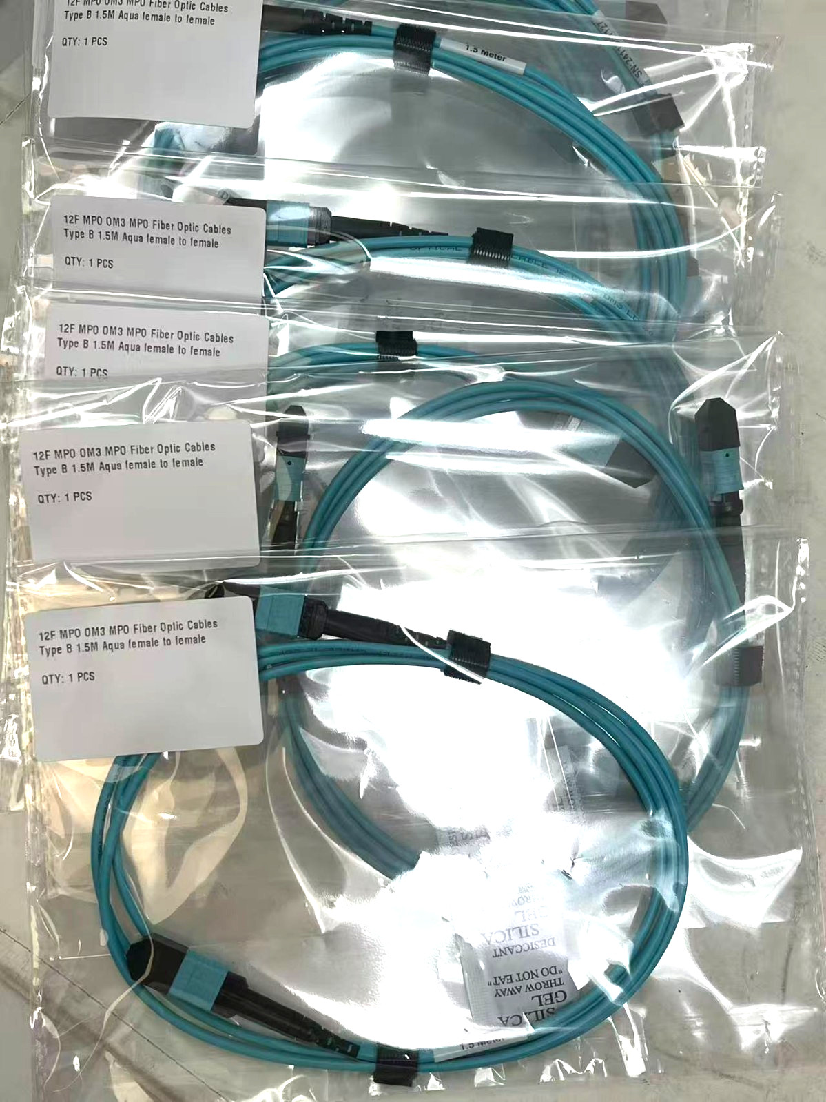 20PCS ， 12F MPO OM3 MPO Fiber Optic Cables Type B 1.5M Aqua female to female