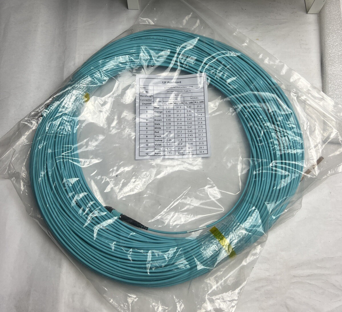 125M MTP/MPO Male-Female Type A OM4 50/125 Multi-Mode 12 Fibers Patch Cable LSZH
