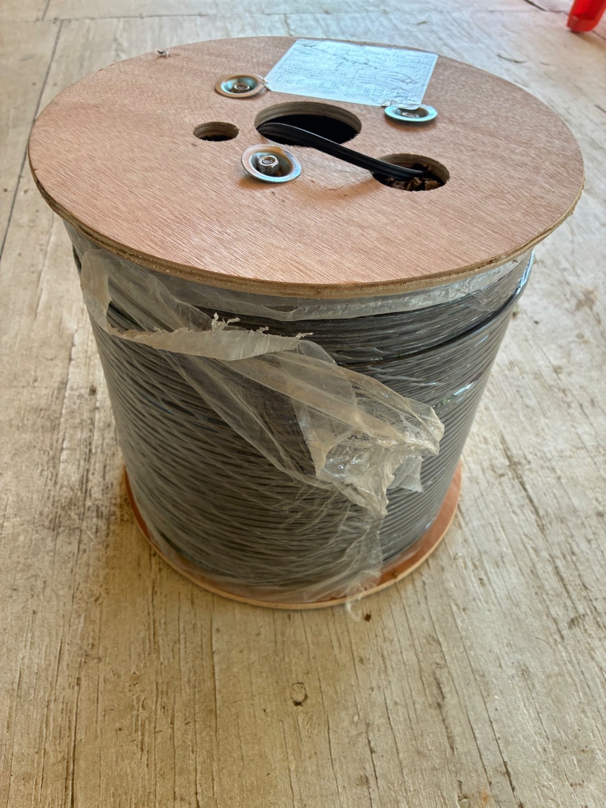1F Outdoor Toneable FOC Fiber Optic Cable 2500 ft. 6.6×2.7mm SM G652D