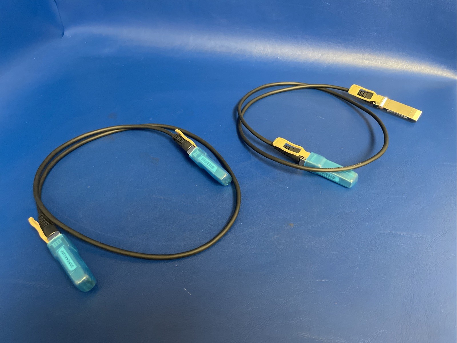 2X New CISCO SFP-H10GB-CU1M 10GBASE-CU SFP+ Cable 1 Meter .