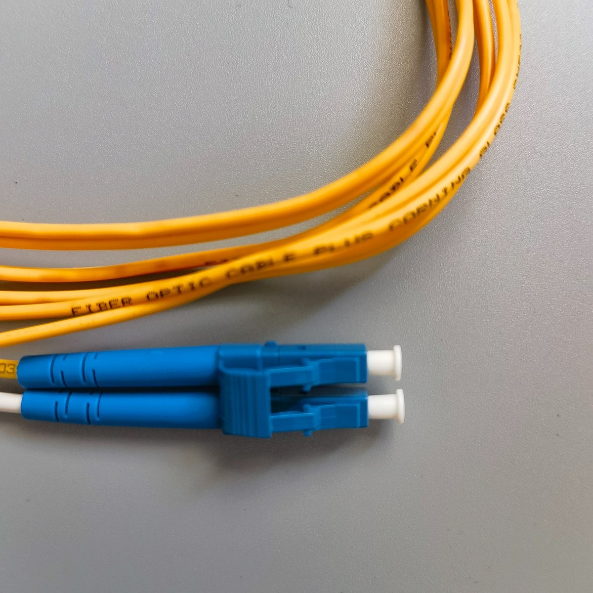 Fiber Patch Cord LC/UPC-SC/APC Double Core1-20M 2.0mm Wholesale 1pcs/3pcs FTTH