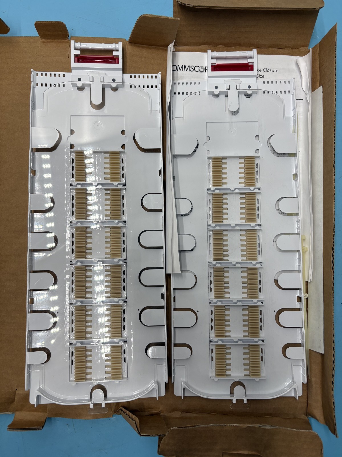 CommScope FOSC450-D6-ACC-D-TRAY-72-KIT Fiber Optic Splice Closure – 915167-000
