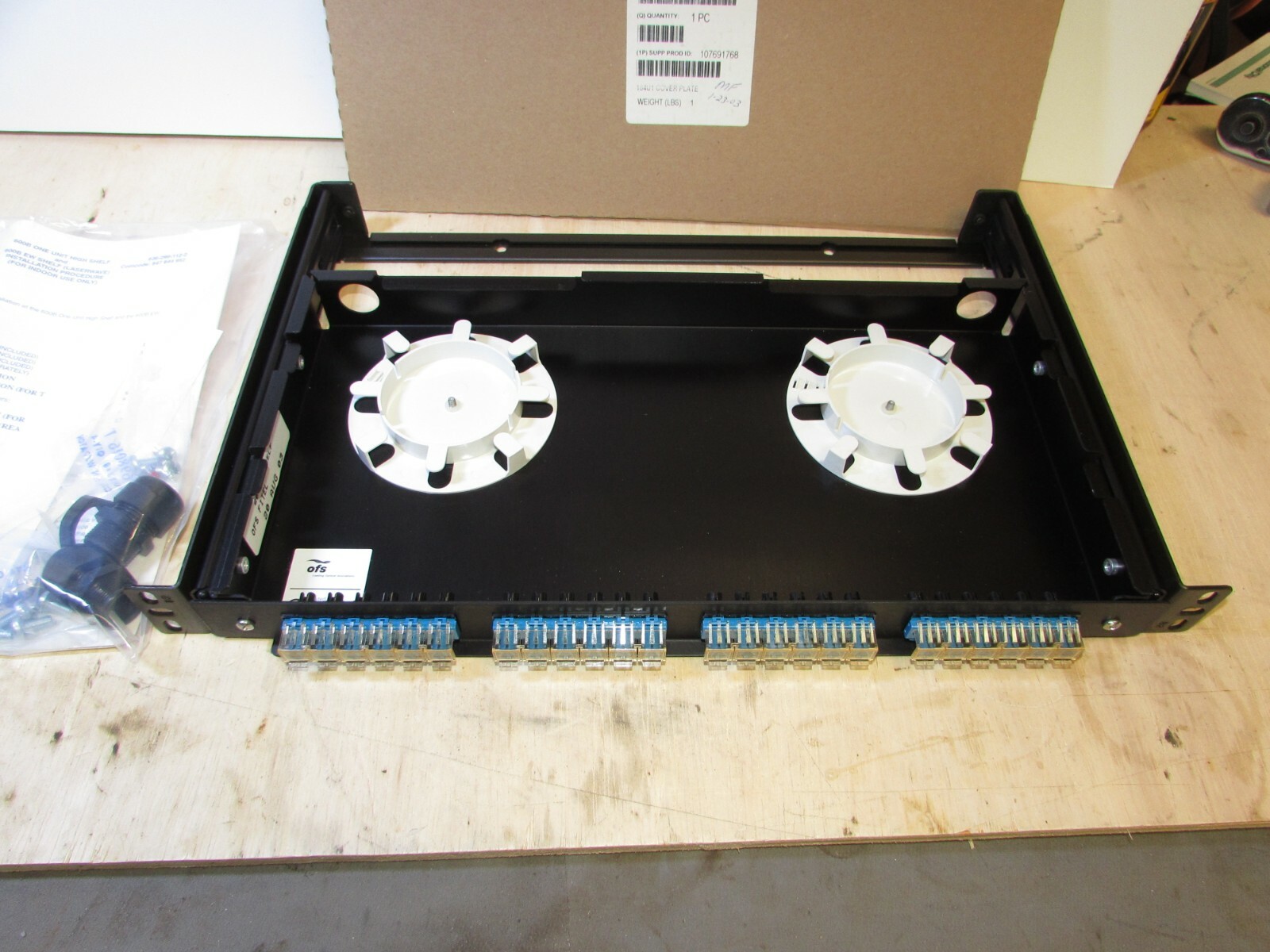 0FS Fitel 600B Fiber Optic Splice Closure w/ Lucent Cover Plate