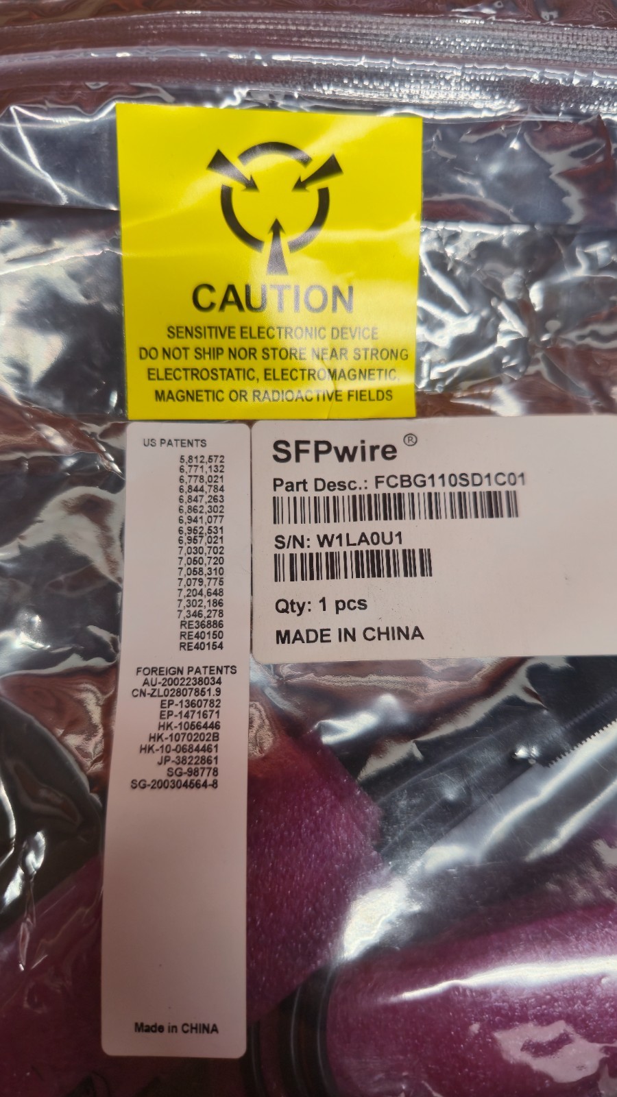 Finisar SFPwire FCBG110SD1C01 10G SFP+ Active Optical Cable AOC 1m Sealed New