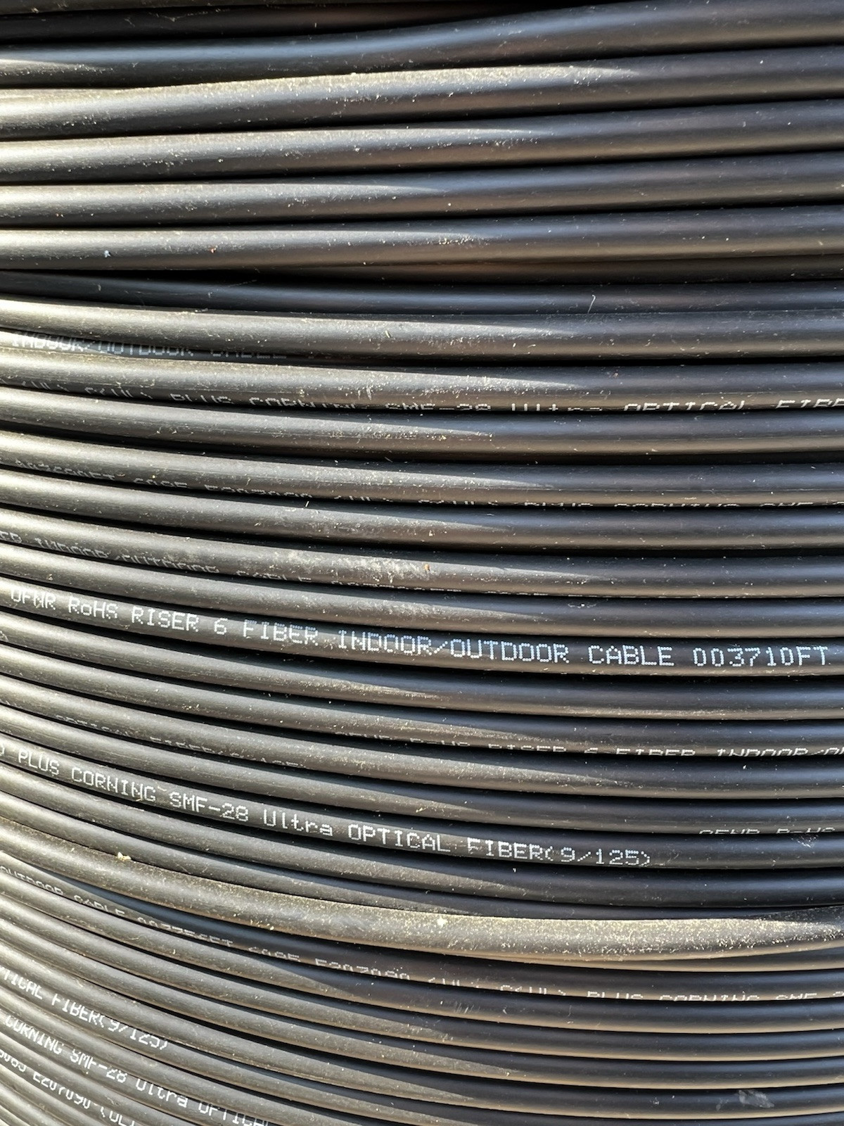 Corning 6 Strand Indoor Outdoor Fiber Optic Cable Riser Rtd OS2 9/125 500 feet