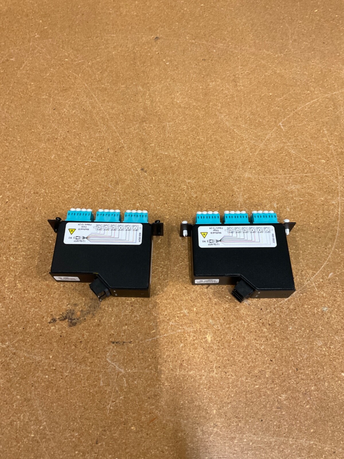 Leviton Fiber Enclosure 5R1UL-F03 1-Unit 3slots w/ 3 MTP Breakaway Modules