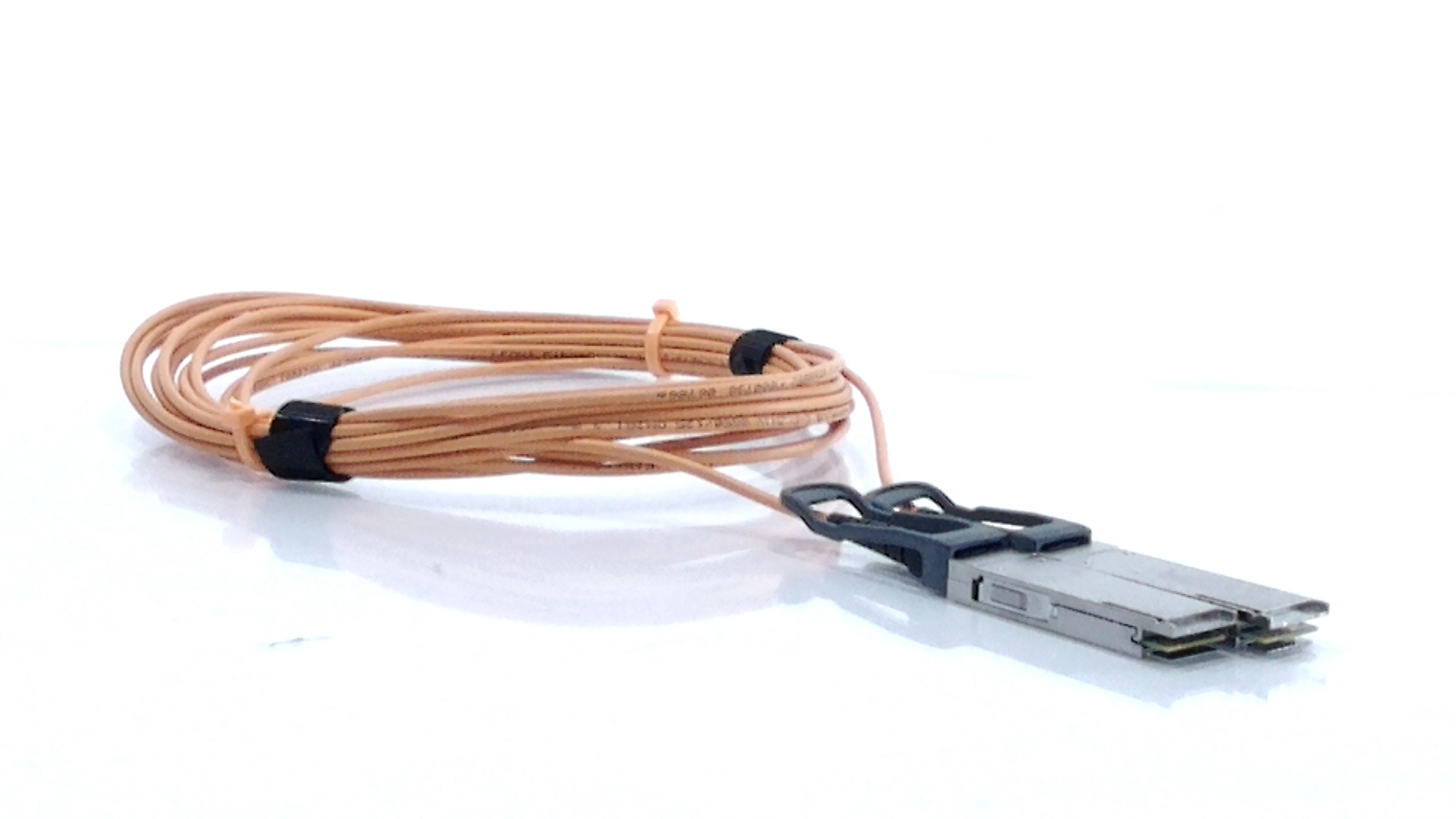 FINISAR FCBN410QB1C FCBN410QB1C07 7m 4x10G Quadwire Breakout AOC