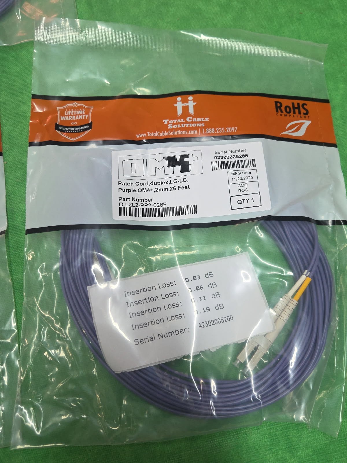 OM4 LC/UPC- LC/UPC Fiber Patch MM Duplex Purple 50/125 26 FT LOT OF 10 PCS NEW