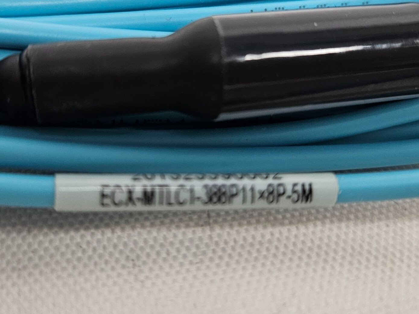 GREAT*** ENCONNEX QSFP 8F to 4X LC ECX-MTLC1-388P11X8-5M FIBER PATCH CABLE!!!