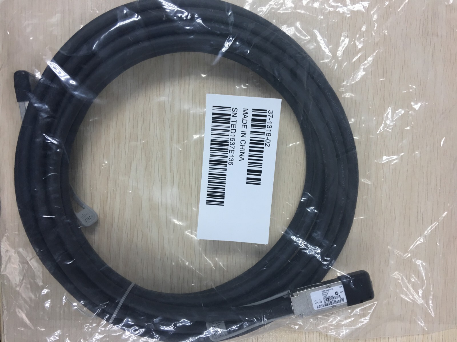 CISCO QSFP-H40G-CU5M QSFP to QSFP copper direct-attach 5m cables 37-1318-02
