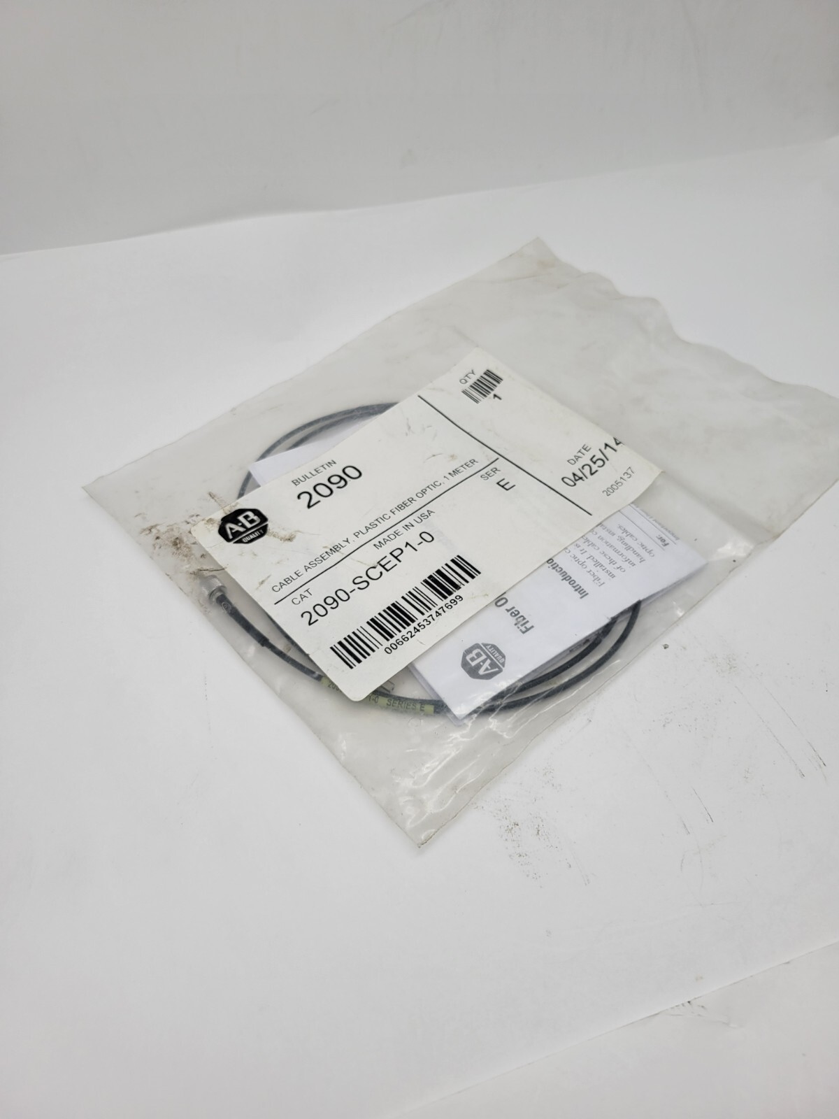 Allen-Bradley 2090-SCEP1-0 Plastic Fiber Optic Cable 1 Meter Series E NOS Black