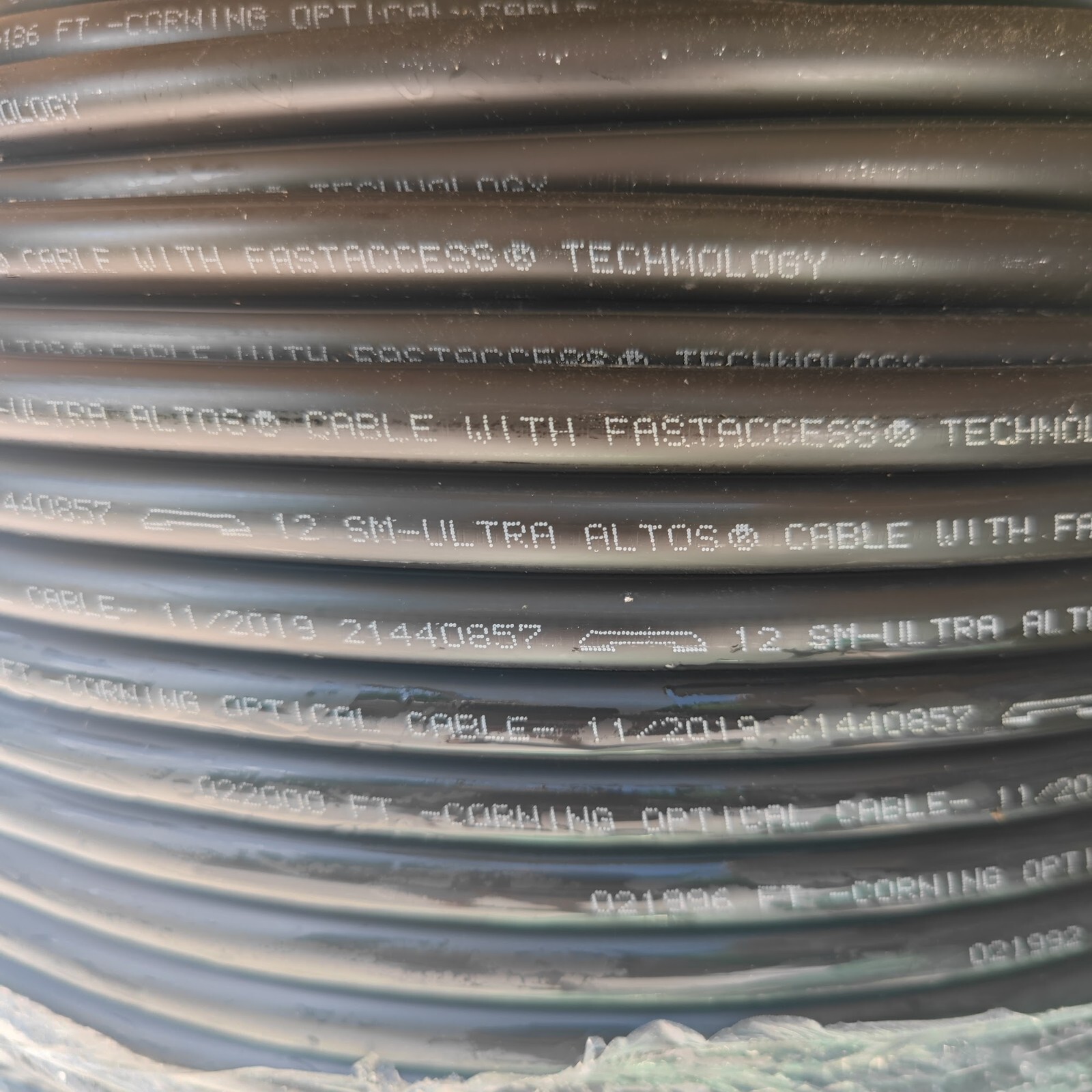 Single Mode Ultra Fiber Optical Cable Wire 1000ft