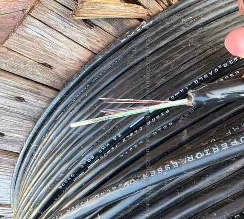 1000 ft. Superior Essex OSP Fiber Optical Cable 04-05 12 MMF