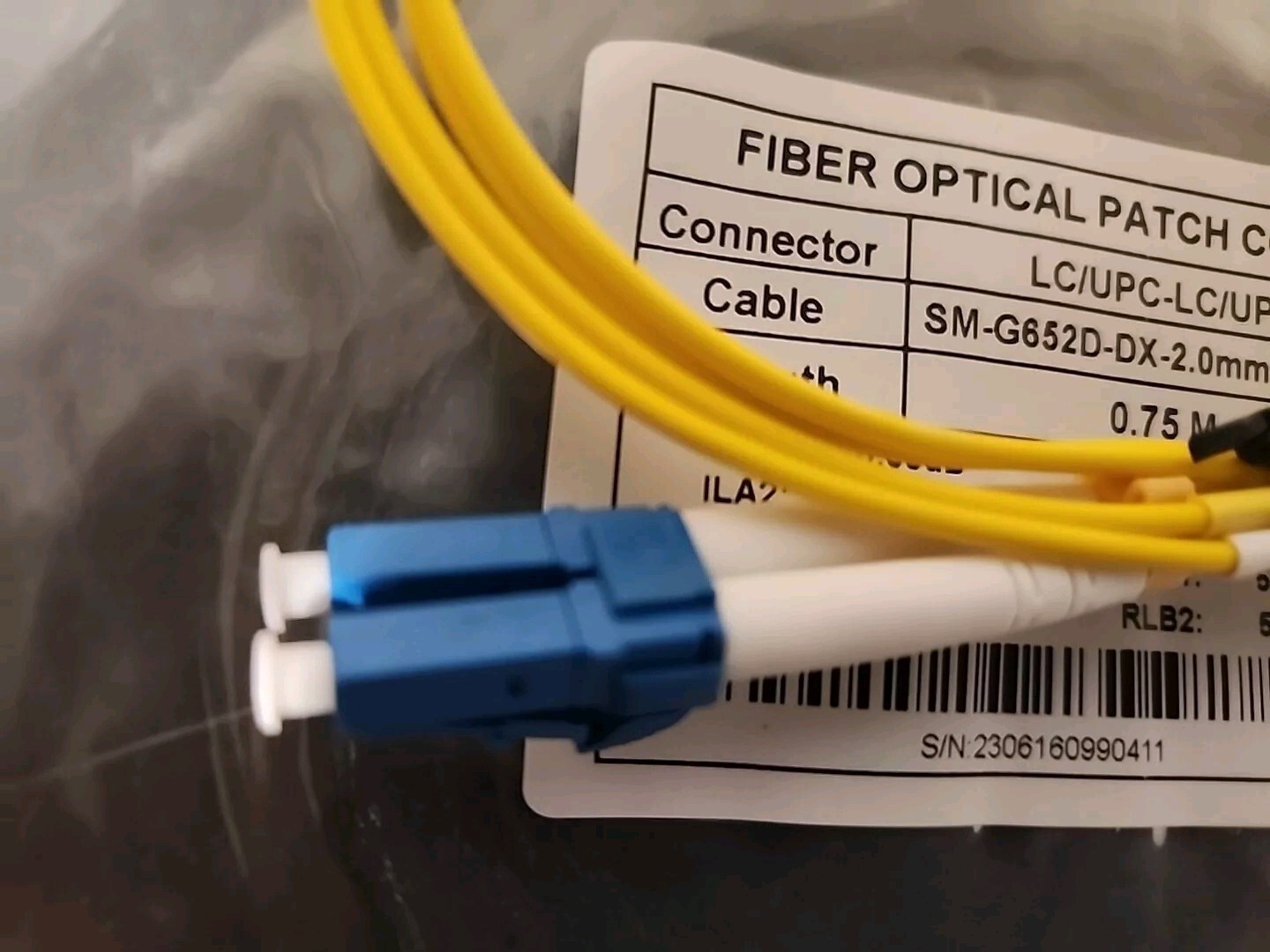 LC/UPC to LC/UPC-SM-G652D-DX-2.0mm-OFNR 0.75M Optical Fiber Duplex Patch Cable