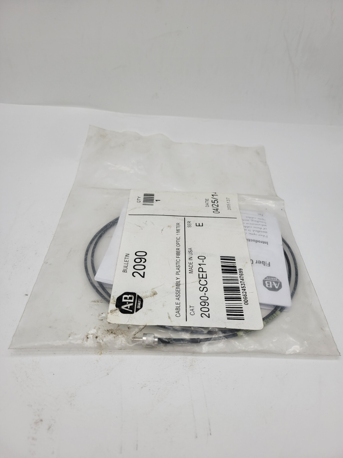 Allen-Bradley 2090-SCEP1-0 Plastic Fiber Optic Cable 1 Meter Series E NOS Black
