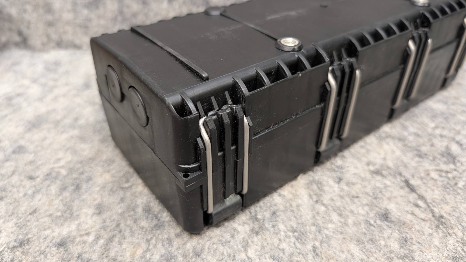 CORNING UCA3-6-FITL-BS, 404430 Fiber Optic Enclosure UCA3-6 FITL Black 🔥New🔥
